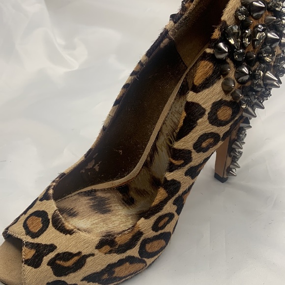SAM EDELMAN Lorissa Leopard Print Spike Pumps! Size 7 1/2 print - Picture 8 of 12